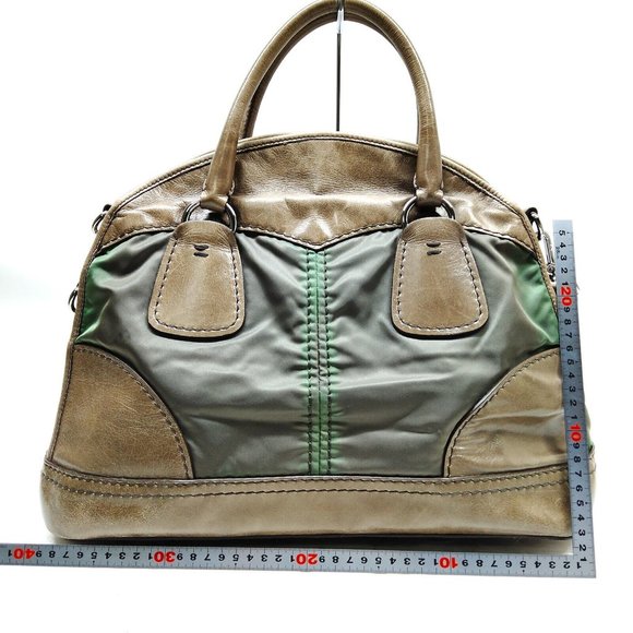 Prada Hand Bag Green Nylon,Leather 3219075 - Picture 2 of 9